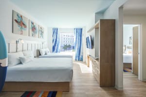 Universal's Endless Summer Resort - Surfside Inn and Suites Room