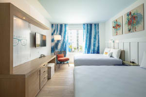 Universal's Endless Summer Resort - Surfside Inn and Suites Room