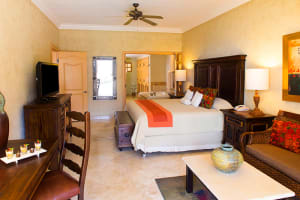 Villa La Estancia Beach Resort & Spa Suite