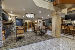 Hilton Vacation Club Lake Tahoe Resort bar lobby