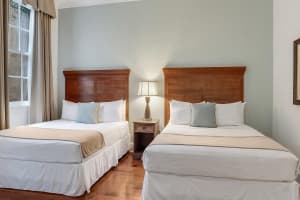 voco St. James Hotel Guestroom