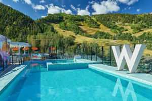 W Aspen Pool