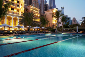 Hilton Dubai Al Habtoor City Pool