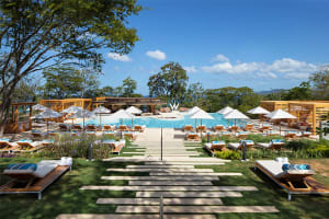 W Costa Rica - Reserva Conchal Wet Deck