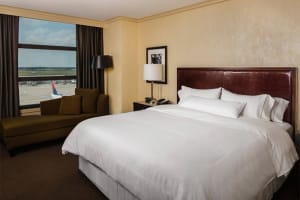 The Westin Detroit Metropolitan Airport Room
