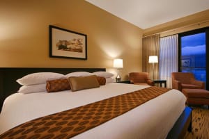 Best Western Plus Hood River Inn Suite
