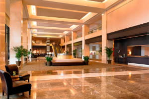 The Westin Los Angeles Airport Lobby