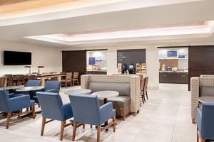 Holiday Inn Express & Suites Chowchilla - Yosemite Park Area Breakfast Area