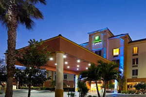 Holiday Inn Express & Suites Cocoa Beach Property