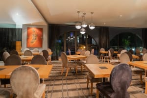 Holiday Inn Express Cape Town City Centre Dining