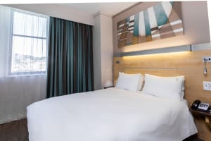 Holiday Inn Express Cape Town City Centre Guest Room