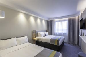 Holiday Inn Express Dublin Airport Guest Room