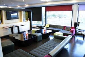 Holiday Inn Express Dundee Lounge