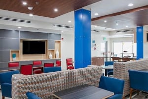 Holiday Inn Express & Suites Oakhurst-Yosemite Park Area Breakfast Area