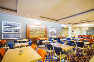 Holiday Inn Express Edinburgh - Royal Mile Breakfast Room