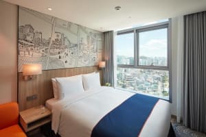 Holiday Inn Express Seoul Hongdae