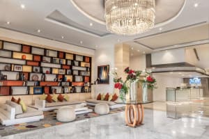 Holiday Inn & Suites Cairo Maadi lobby