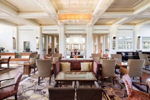 Hyatt Hotel Canberra - A Park Hyatt Hotel Lobby
