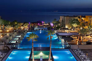Holiday Inn Resort Dead Sea Exterior