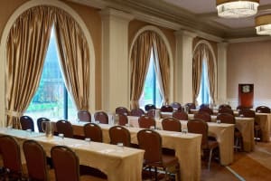 Royal Sonesta Harbor Court Baltimore Meeting Room