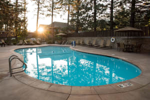 Holiday Inn Express South Lake Tahoe Pool