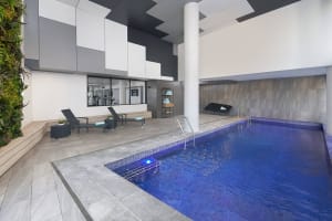 Courtyard Brisbane South Bank Indoor Pool