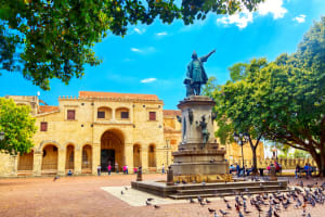 Santo Domingo Columbus statue and Basilica Cathedral of Santa Maria, Santo-Domingo
