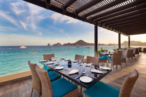 Villa del Arco Beach Resort & Spa