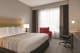 Hampton Inn & Suites Newark Airport Elizabeth Guest Room