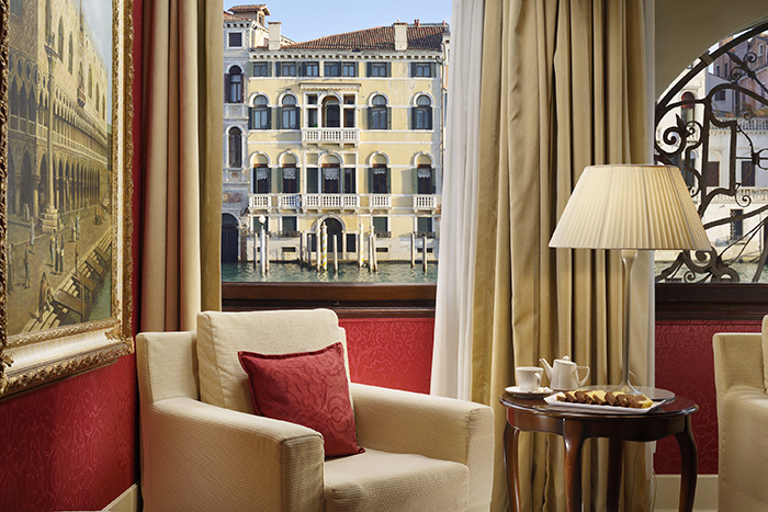 Palazzo Giovanelli & Gran Canal Junior Suite Canal View